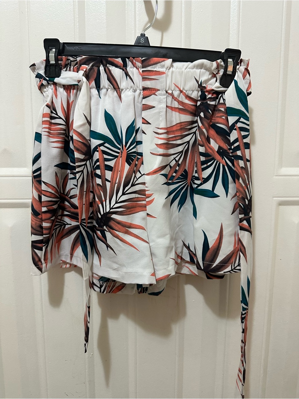 SHEIN White Tropical Palm Print Waist Tie Shorts